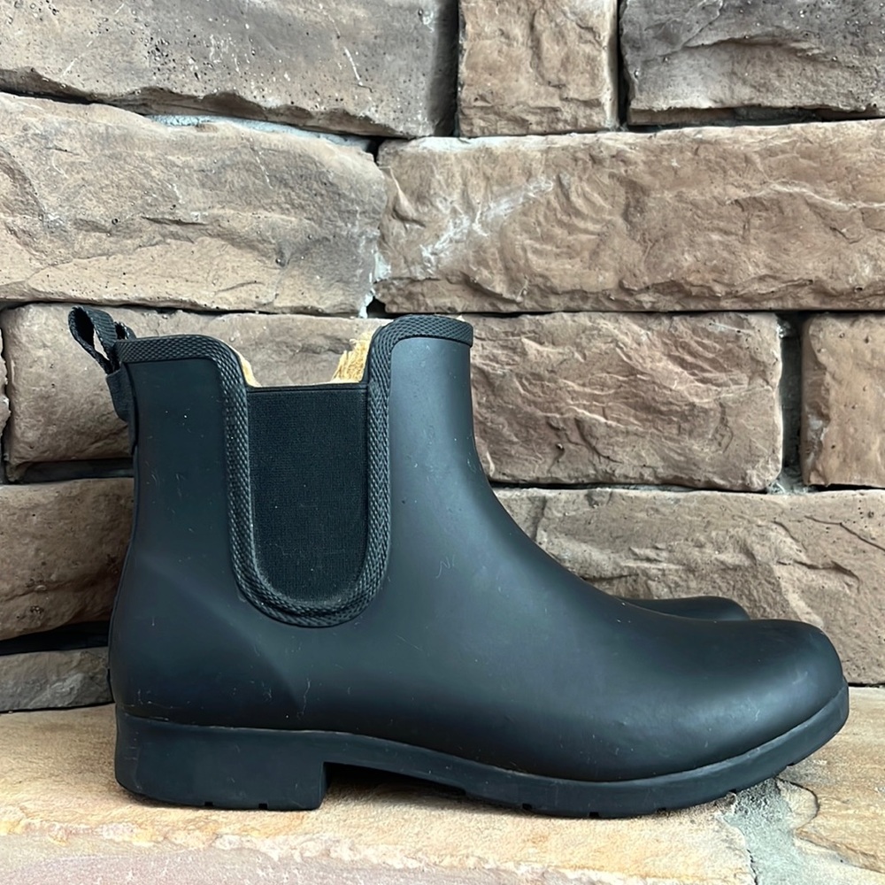 Chooka Eastlake Chelsea Plush Rain Boot / Black / SZ 10
